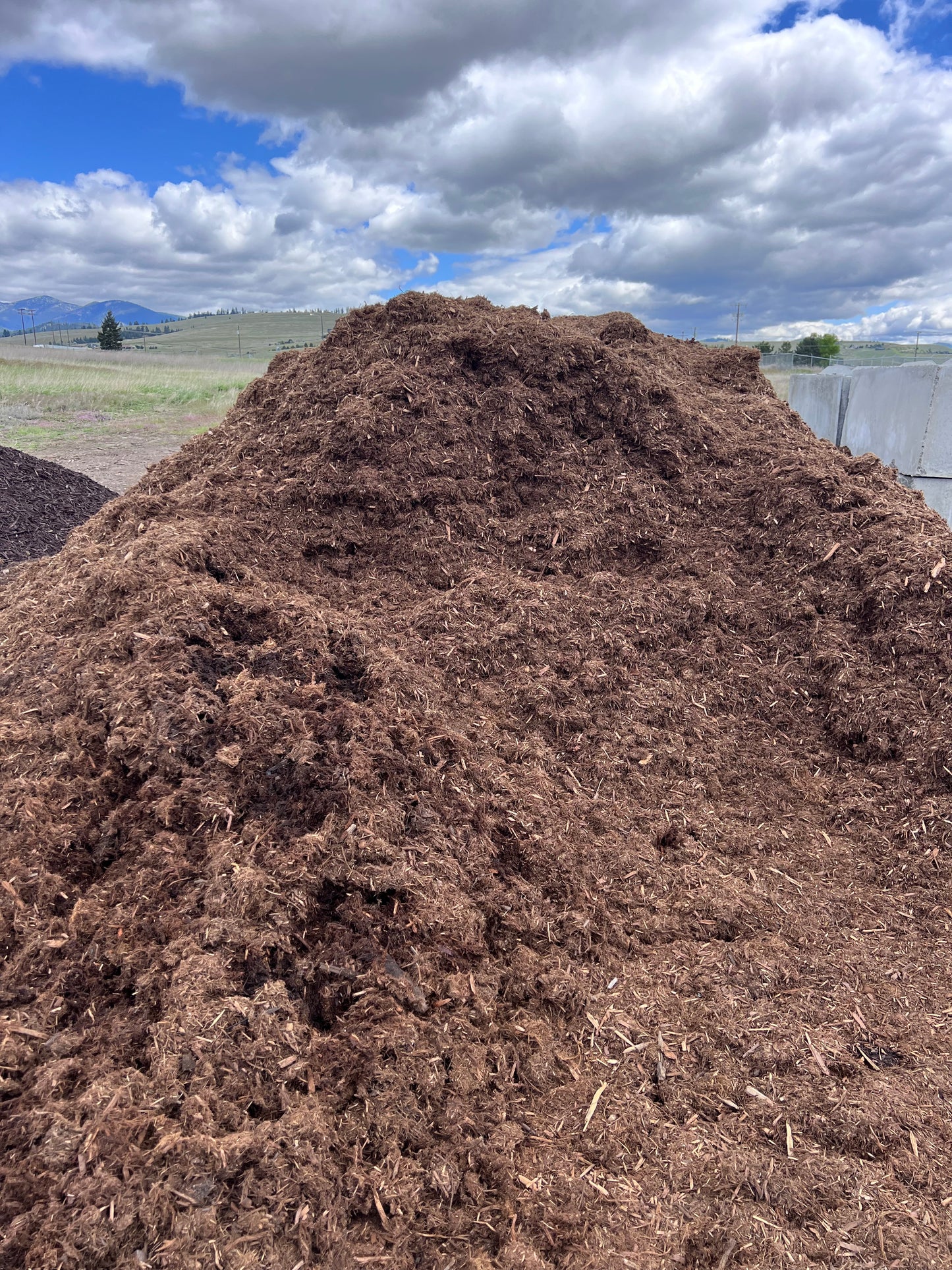 Cedar Mulch (Gorilla Hair)